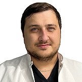 Врач Сулейманов Рустам Вагиф оглы