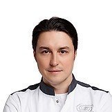 Врач Свиридов Максим Константинович