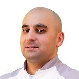 Врач Тедеев Тимур Леонидович