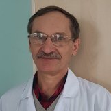 Врач Тенячкин Владимир Николаевич