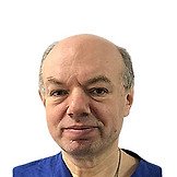 Врач Тылес Максим Валерьевич