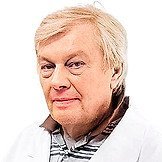 Врач Угнивенко Василий Иванович