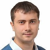 Врач Умалатов Муслим Батырсолтанович