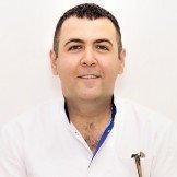 Врач Унанян Владимир Еремович