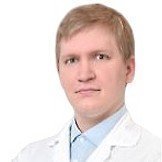 Врач Уразов Владимир Евгеньевич