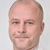 Врач Усков Роман Петрович
