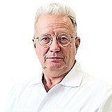 Врач Устюжанин Владимир Викторович