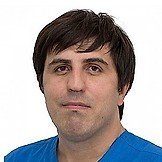 Врач Узайлиев Гасан Узайлиевич