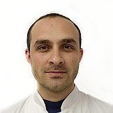 Врач Узденов Алим Казимович