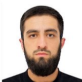 Врач Ужахов Алаудин Махмудович