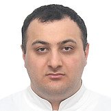 Врач Вагабов Ратмир Альбертович