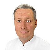 Врач Важенин Денис Александрович