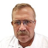 Врач Вяткин Валерий Егорович