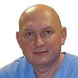 Врач Волков Олег Николаевич