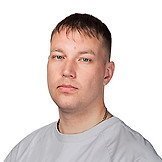 Врач Воложанин Иван Викторович