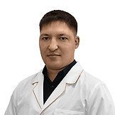Врач Зайнула Роман Николаевич