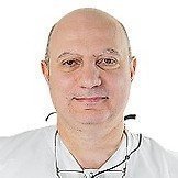Врач Закарян Артур Владимирович