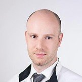 Врач Заварухин Владимир Иванович