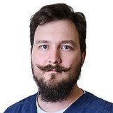 Врач Жаров Антон Валентинович