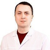 Врач Зинин Олег Федорович 
