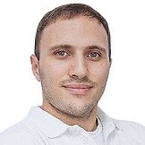 Врач Зурначян Арам Арамович