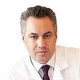 Врач Зверев Константин Владимирович