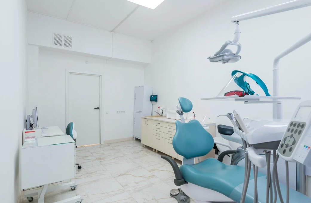 Стоматология Добреньков Дентал Клиник (Dobrenkov Dental Clinic)
