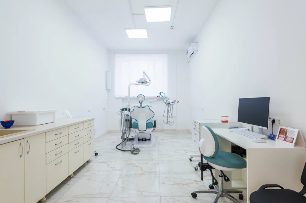 Стоматология Добреньков Дентал Клиник (Dobrenkov Dental Clinic)