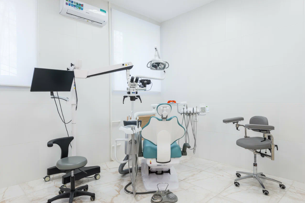 Стоматология Добреньков Дентал Клиник (Dobrenkov Dental Clinic)