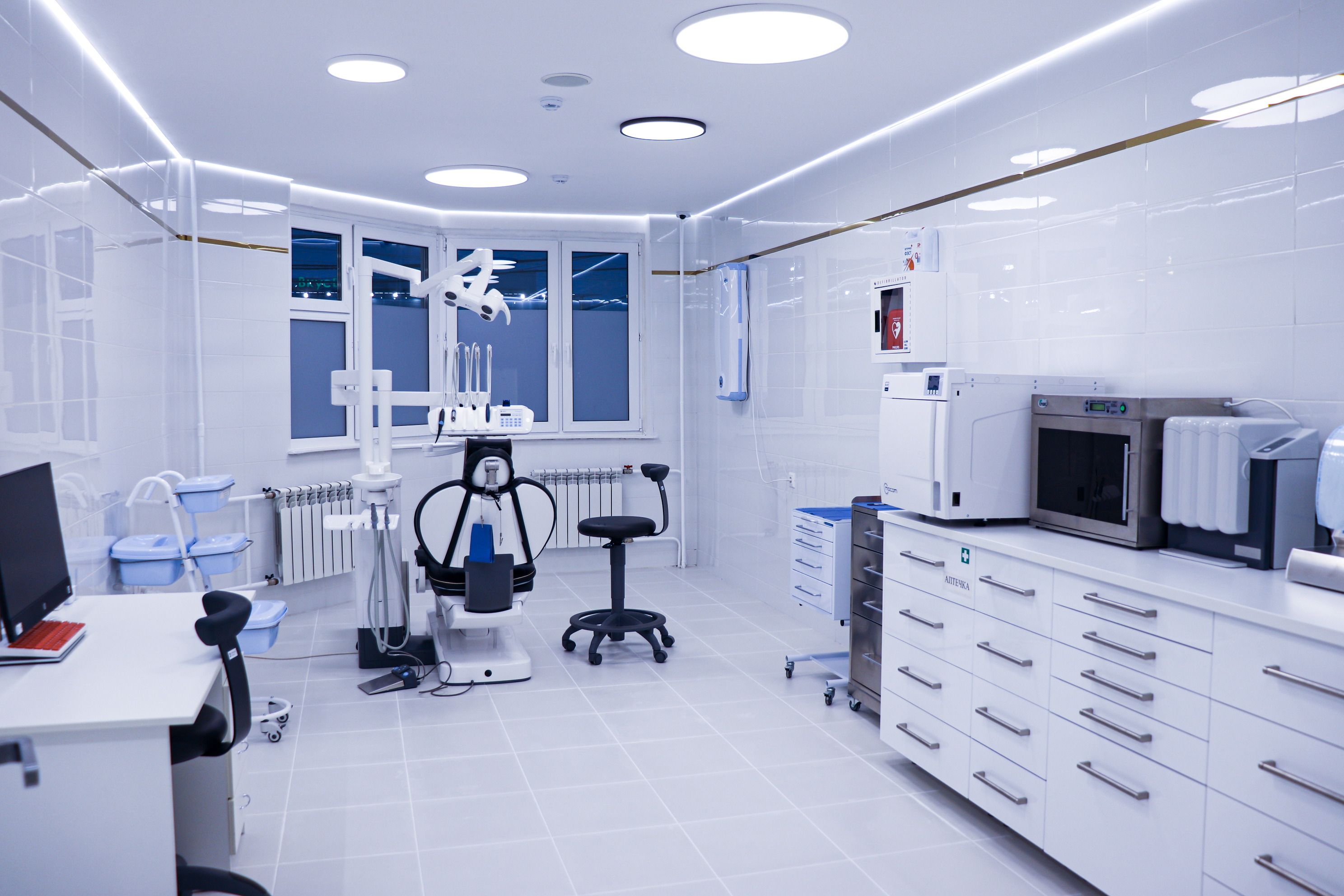 Стоматология White Dental Clinic (Уайт дентал клиник)