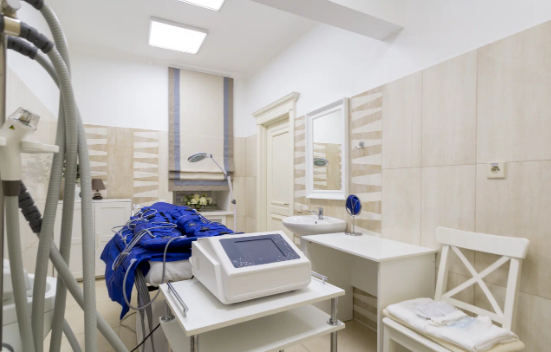Likeclinic (Лайкклиник)